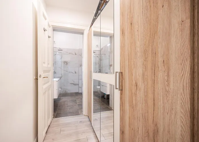 Infinite Impressions Budapesta